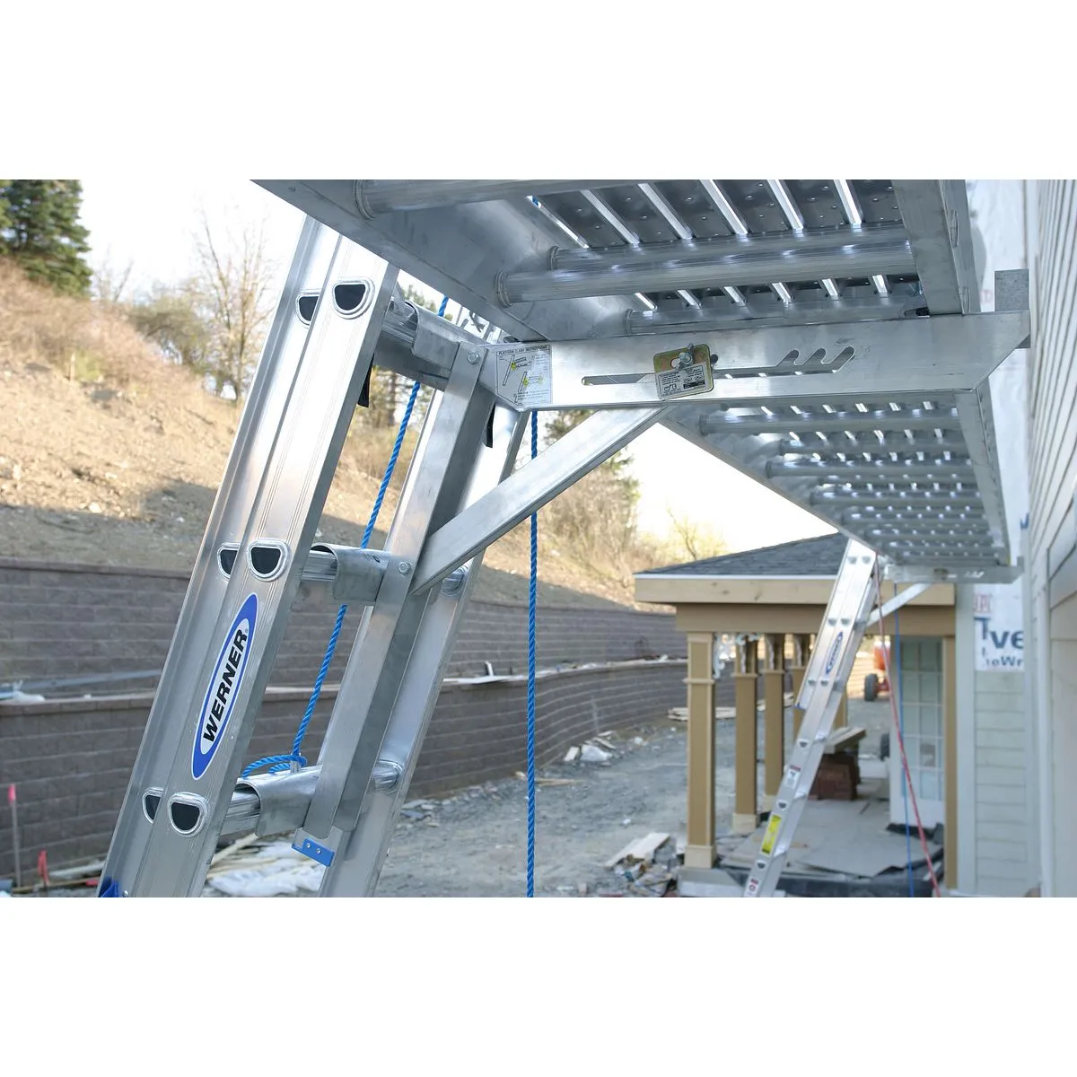 24ft Type I Aluminum D-Rung Extension Ladder