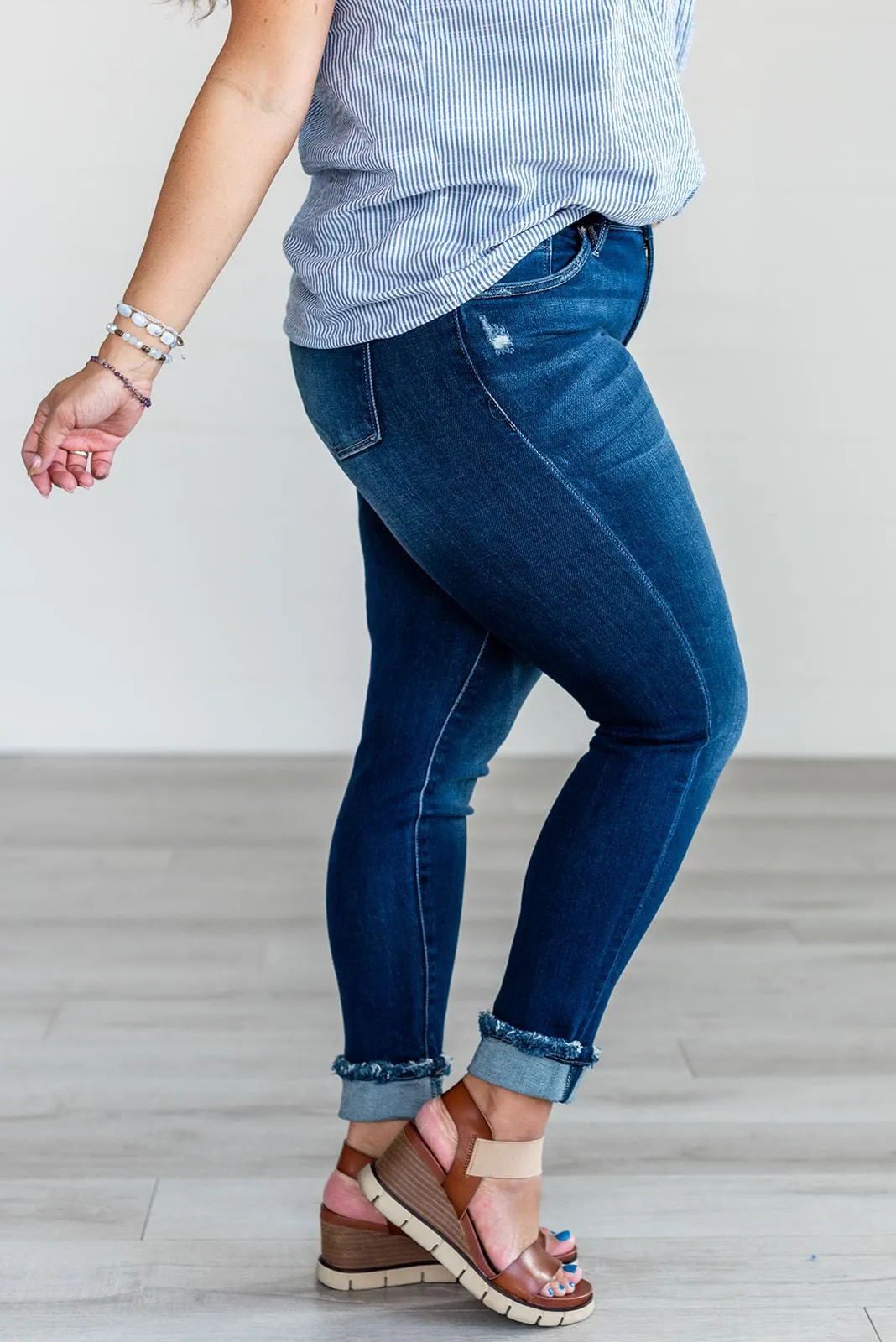 Impress You Mid Rise Skinny Jeans