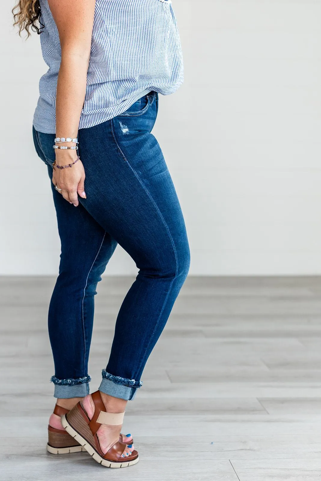 Impress You Mid Rise Skinny Jeans