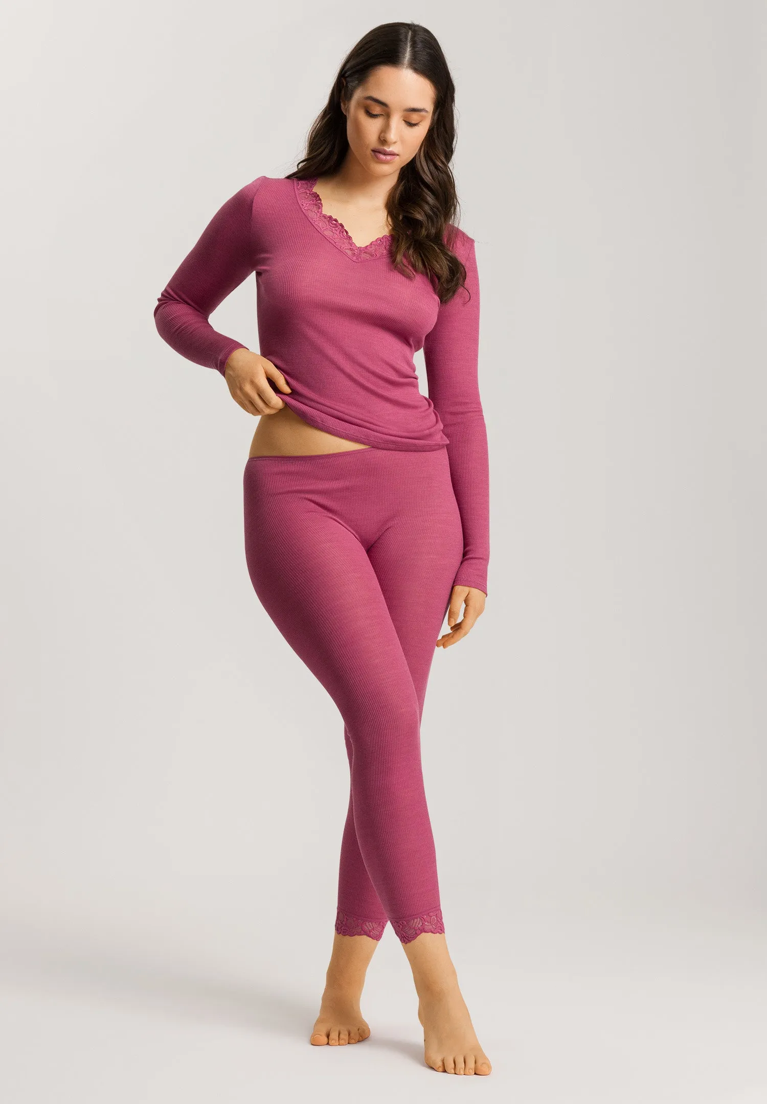 Woolen Lace Fine Ribbed Wool And Silk V-Neck Top | Rose Wine 70914-2414